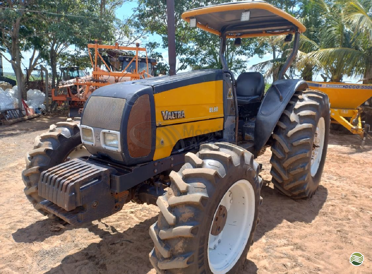 TRATOR VALTRA VALTRA BL 88 Tração 4x4 MS Máquinas Agrícolas DOURADOS MATO GROSSO DO SUL MS
